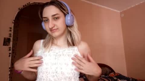 Ann online show from November 2025 03:16:02 AM