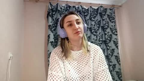 Ann online show from November 2025 03:18:02 AM