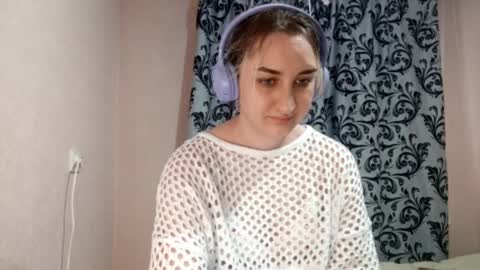 Ann online show from November 2025 03:20:01 AM