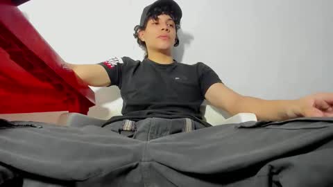 ZAmbrano online show from September 2025 11:36:02 AM