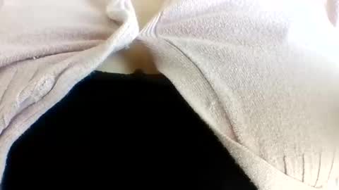 layannalea online show from May 2026 09:08:01 PM