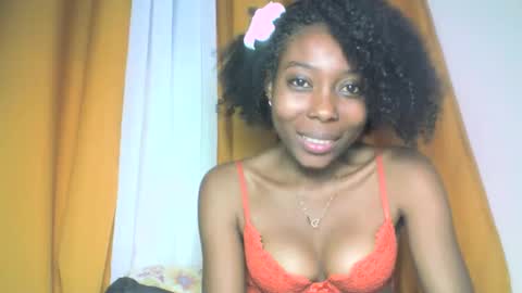 layannek online show from October 2025 10:18:02 PM