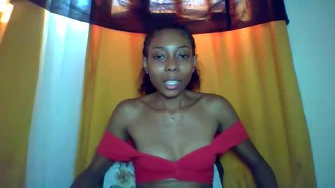 layannek online show from December 2025 05:57:01 AM