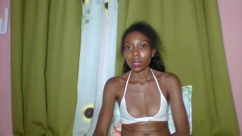 layannek online show from March 2026 05:17:01 PM