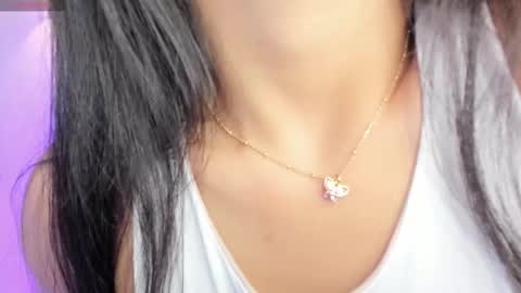 Layla Breezee online show from October 2025 12:06:01 PM