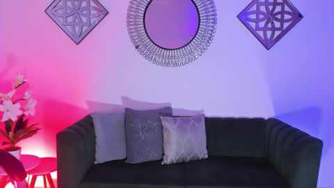 Layla Breezee online show from March 2026 11:16:02 AM