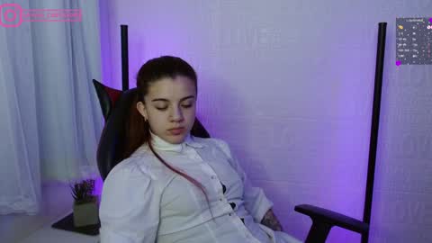 Layla online show from January 2025 02:17:02 PM