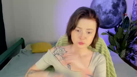 Layla online show from December 2025 05:46:01 AM