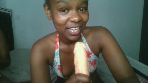 Snapshot of layla_cutiee chatting on February 2026 02:21:01 PM layla_cutiee online show from February 2026 02:21:01 PM