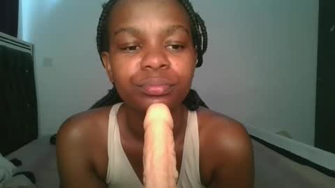 Snapshot of layla_cutiee chatting on March 2026 05:08:02 AM layla_cutiee online show from March 2026 05:08:02 AM