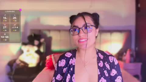 Layla online show from March 2025 05:42:01 AM