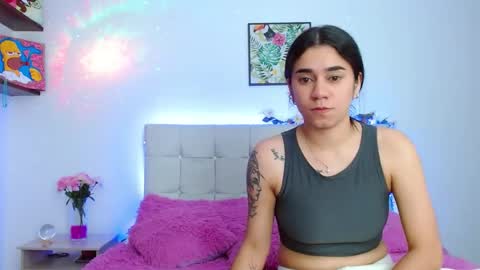 Lia and Rachel online show from January 2025 04:57:02 AM