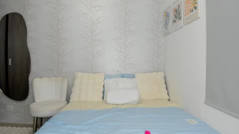 Snapshot of layla_vanegas chatting on January 2025 06:26:01 PM Layla Vanegas online show from January 2025 06:26:01 PM