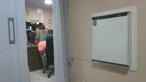 kelly online show from March 2025 11:53:01 PM