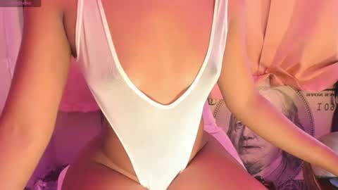 Snapshot of laylacarteer chatting on July 2026 12:06:02 AM LAYLA online show from July 2026 12:06:02 AM