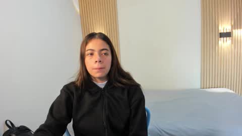 LaylaEmber online show from January 2026 11:48:02 AM