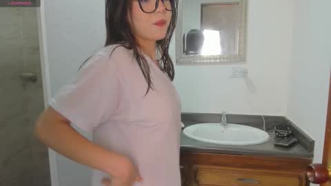 LAYLA online show from October 2025 08:54:02 PM