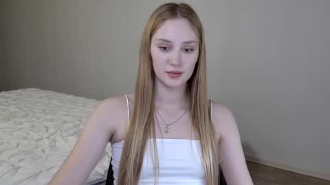 Snapshot of laylla001 chatting on January 2025 09:45:02 AM Laylla001 online show from January 2025 09:45:02 AM