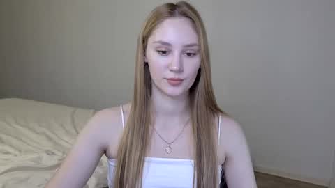 Snapshot of laylla001 chatting on January 2025 07:28:01 AM Laylla001 online show from January 2025 07:28:01 AM