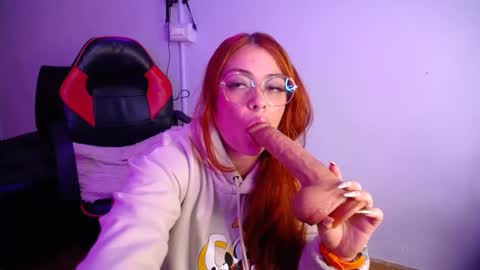 Vannessa  online show from February 2025 07:07:01 PM