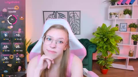 layriantavee online show from February 2025 10:15:02 AM