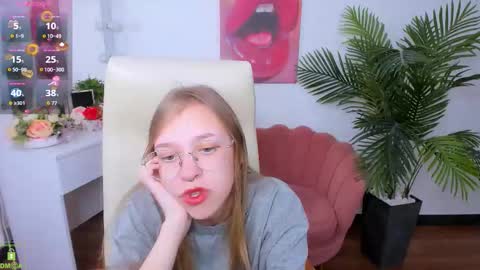 layriantavee online show from September 2025 06:02:02 AM