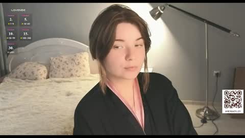 lazy girl Lizzy online show from June 2026 02:40:02 AM