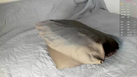 Snapshot of le__ah chatting on February 2025 06:09:02 AM Lea online show from February 2025 06:09:02 AM