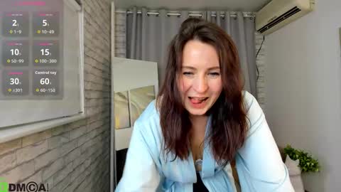 Lea online show from December 2025 01:00:01 AM