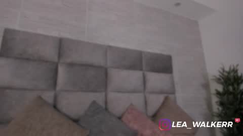 lea_walkerr online show from July 2026 07:18:01 PM