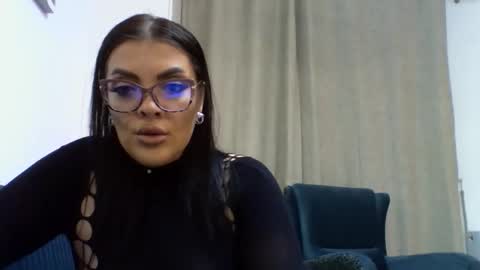 Snapshot of leaaross02 chatting on January 2026 03:16:02 PM Lea Ros online show from January 2026 03:16:02 PM