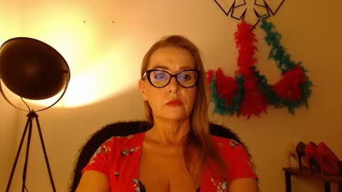 Snapshot of leadesire chatting on May 2026 02:34:02 PM LEA online show from May 2026 02:34:02 PM