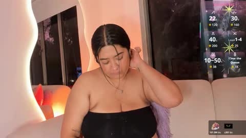 Leah online show from November 2025 03:33:02 PM