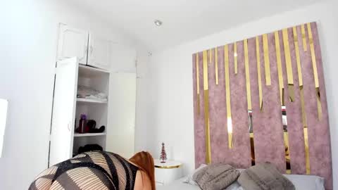 Leah  online show from December 2024 12:00:01 AM