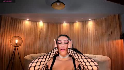 leahlombardi_ online show from September 2025 03:17:01 AM