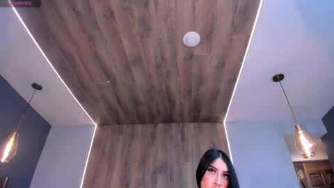 leahlombardi_ online show from October 2025 03:39:02 AM