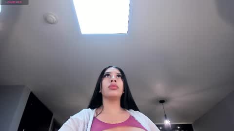 Snapshot of leahlombardi_ chatting on July 2026 05:27:01 PM leahlombardi_ online show from July 2026 05:27:01 PM