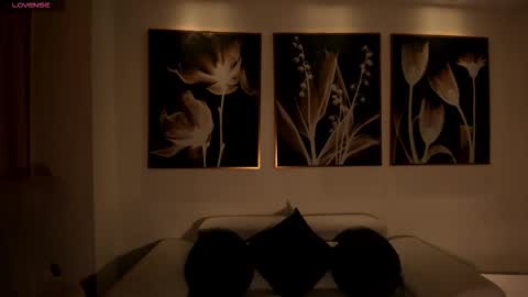 leahnovac online show from September 2025 11:24:01 AM