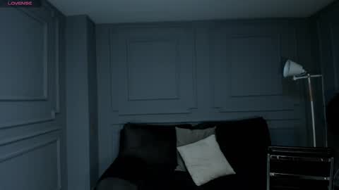 leahnovac online show from October 2025 11:19:01 AM