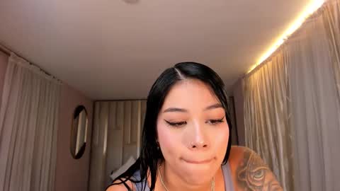 leahnovac online show from October 2025 11:11:01 AM