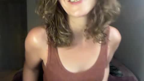 Leah Sparkles online show from June 2026 03:46:02 AM
