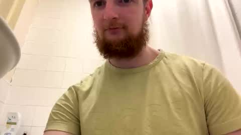 Snapshot of leanbean25 chatting on April 2026 09:57:02 PM leanbean25 online show from April 2026 09:57:02 PM