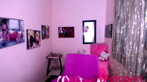 Snapshot of leandra_sex chatting on December 2024 06:43:02 PM Leandra online show from December 2024 06:43:02 PM