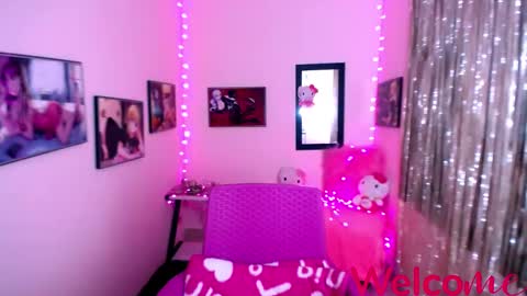 Snapshot of leandra_sex chatting on December 2024 01:08:02 PM Leandra online show from December 2024 01:08:02 PM