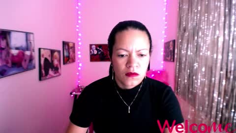 Snapshot of leandra_sex chatting on January 2025 06:28:01 PM Leandra online show from January 2025 06:28:01 PM