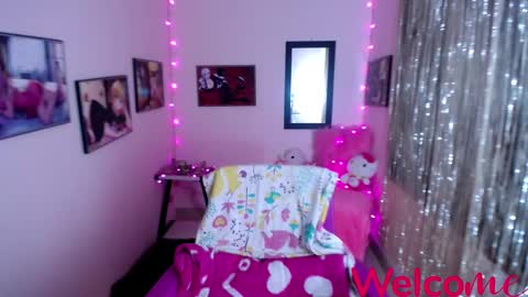 Snapshot of leandra_sex chatting on February 2025 06:22:01 PM Leandra online show from February 2025 06:22:01 PM