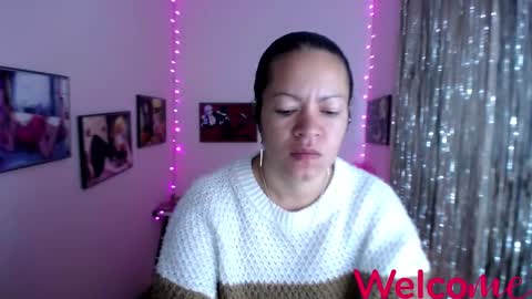 Snapshot of leandra_sex chatting on February 2025 12:06:02 PM Leandra online show from February 2025 12:06:02 PM