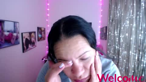 Snapshot of leandra_sex chatting on February 2025 08:31:02 AM Leandra online show from February 2025 08:31:02 AM