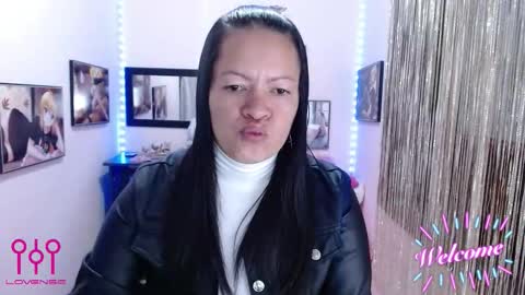 Snapshot of leandra_sex chatting on September 2025 02:08:02 PM Leandra online show from September 2025 02:08:02 PM