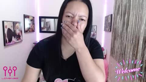 Snapshot of leandra_sex chatting on October 2025 01:56:02 PM Leandra online show from October 2025 01:56:02 PM